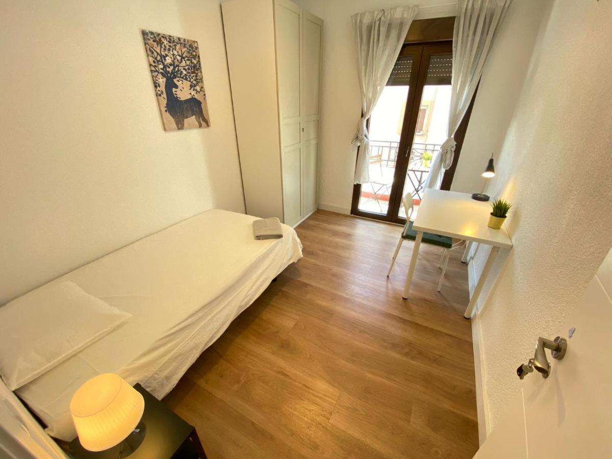 Albufera 75 Hotel Madrid Bagian luar foto