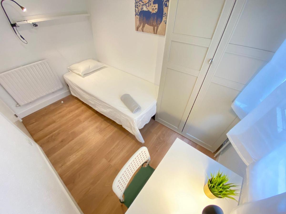 Albufera 75 Hotel Madrid Bagian luar foto